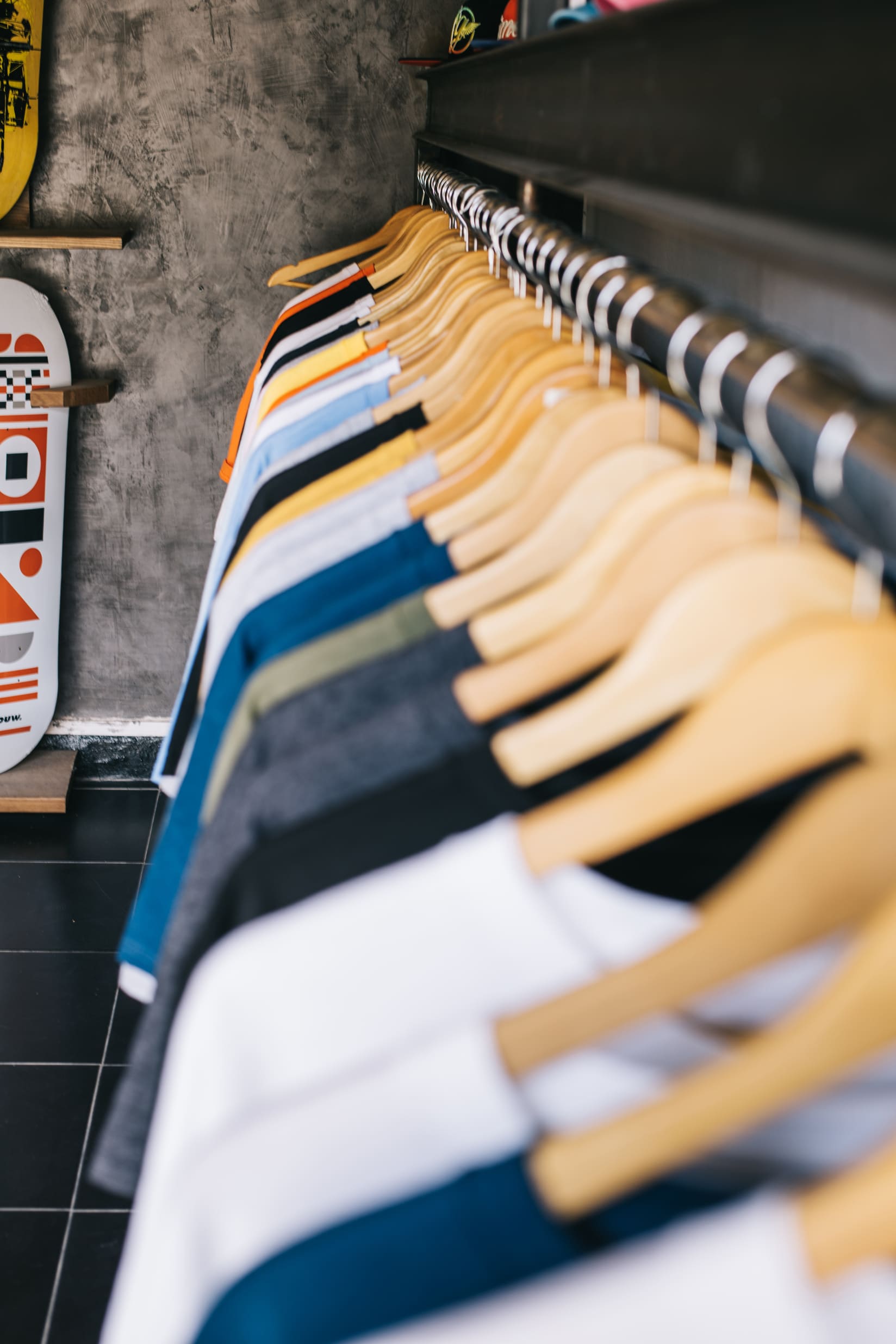 Vêtements et textiles